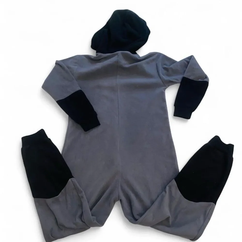 Gap Kids Batman Fleece Hooded Onesie Pajamas Sz 12 Cozy Comfy Loungewear Goth PJ